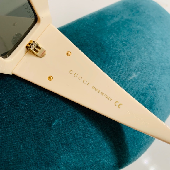 Hollywood Forever Crystal Tear GUCCI Sunglasses - Picture 8 of 8